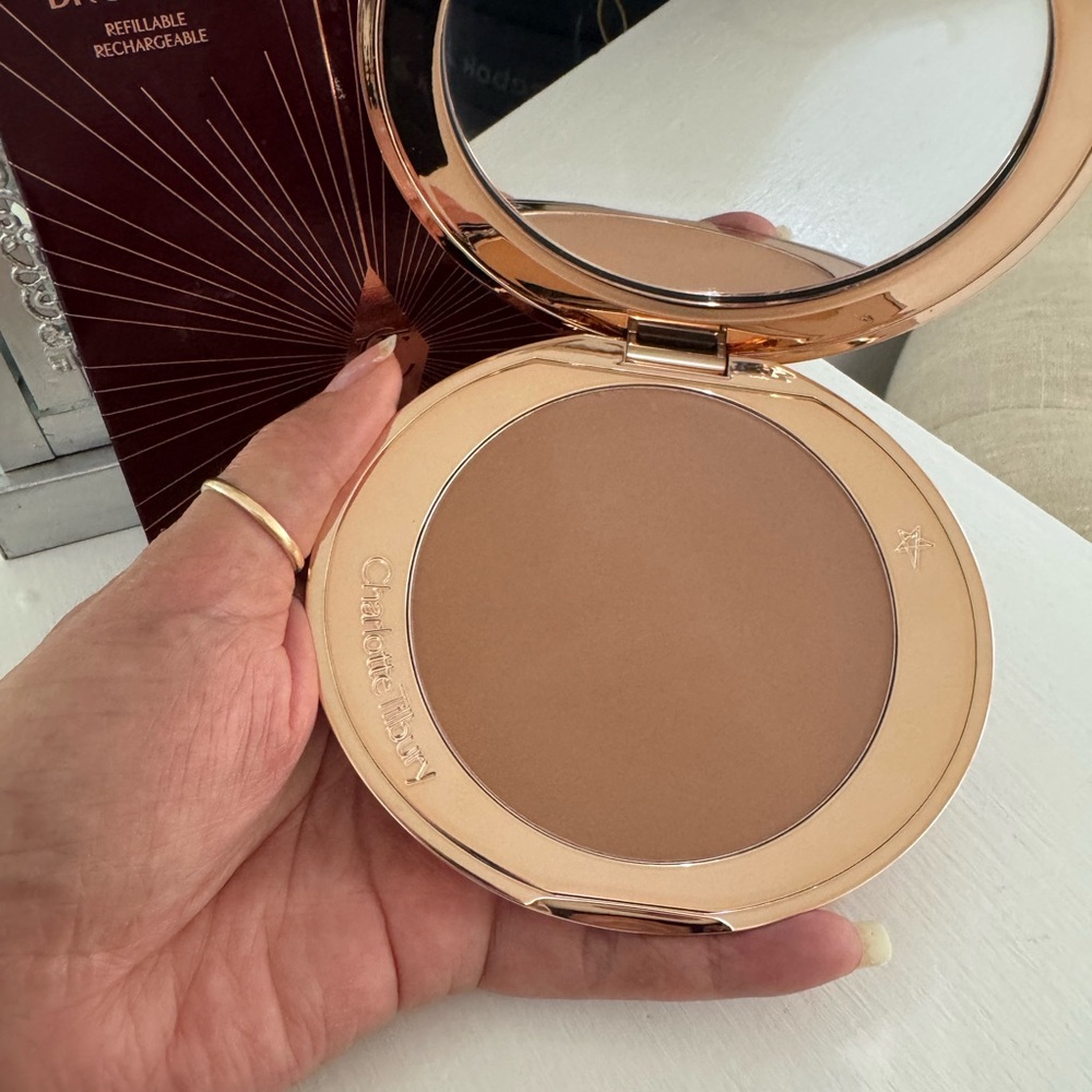 Charlotte Tilbury MATTE BRONZING FILTER FOR FACE & BODY